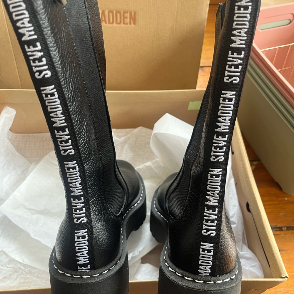 Steve Madden Leather Combat/Chelsea Boots